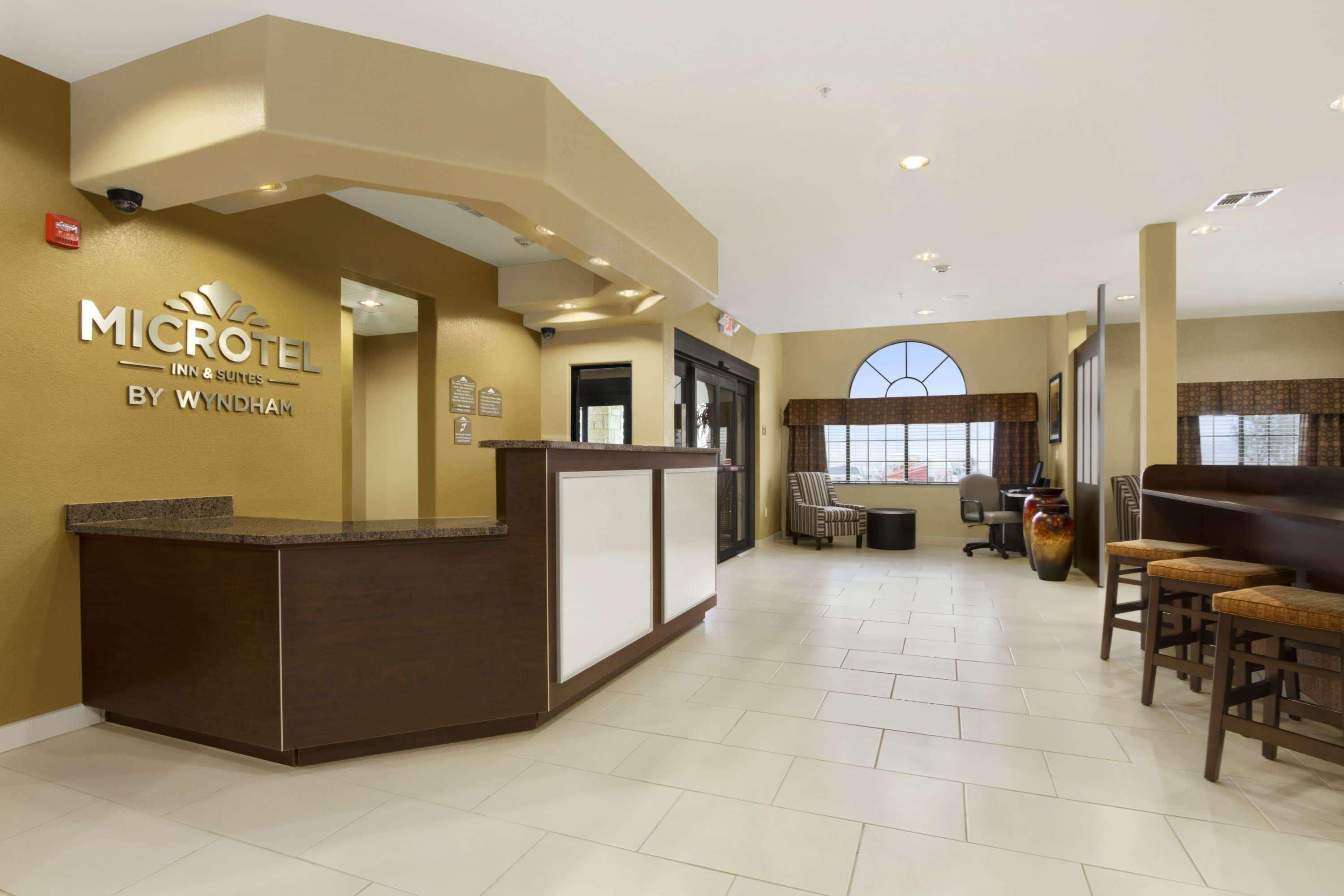 Microtel Inn & Suites By Wyndham Round Rock Exterior foto